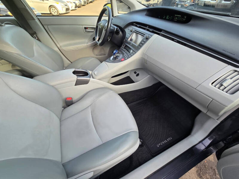 2014 Toyota Prius Four
