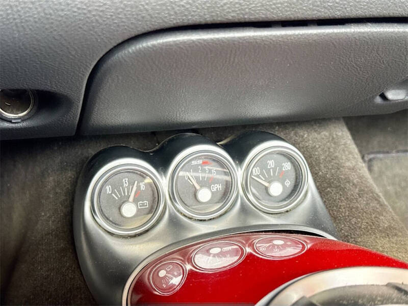 2004 Chevrolet SSR LS