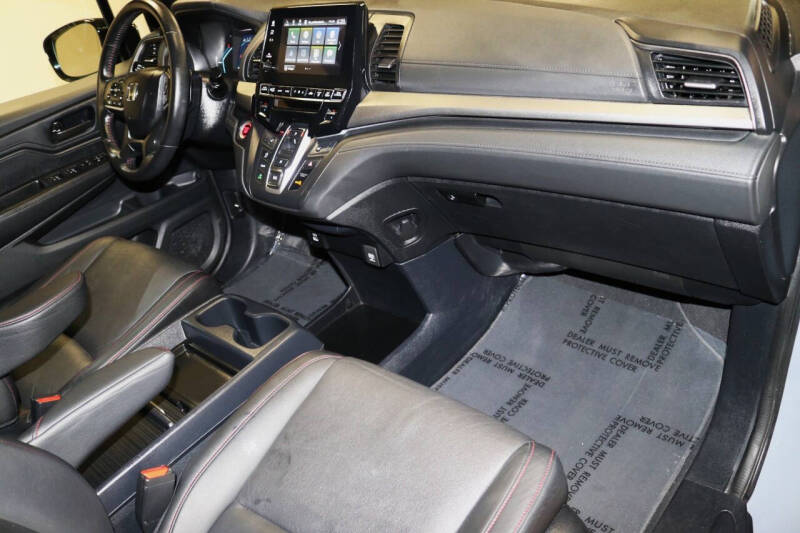 2024 Honda Odyssey Sport