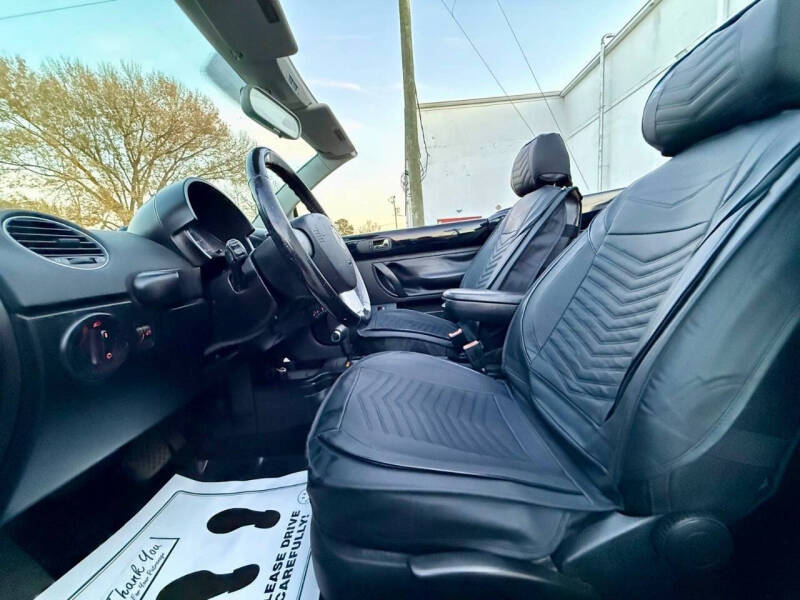 2009 Volkswagen New Beetle Convertible Base PZEV