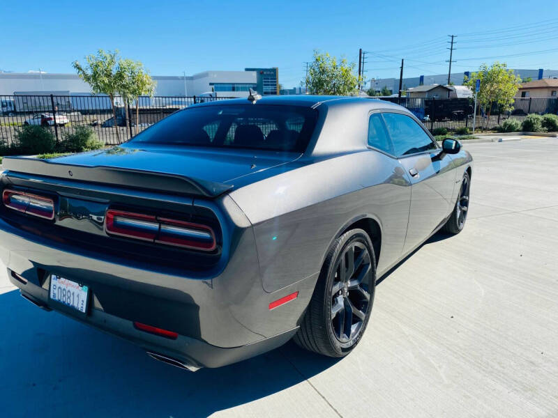 2022 Dodge Challenger R/T