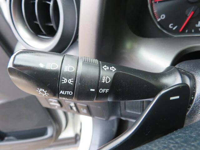 2017 Toyota RAV4 SE
