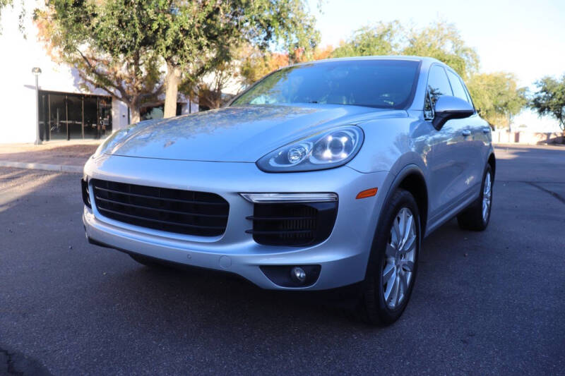 2016 Porsche Cayenne S