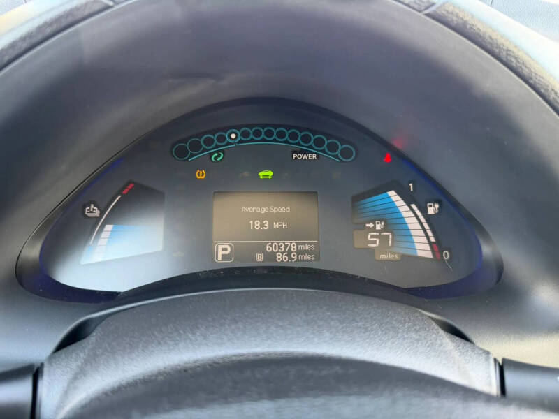2016 Nissan LEAF