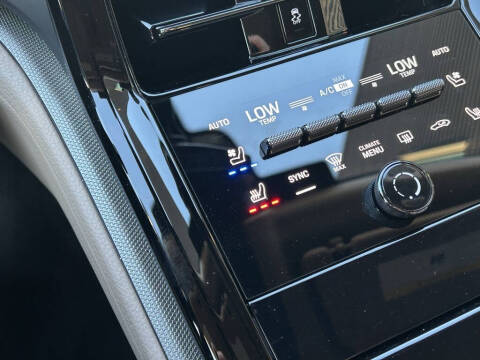 2025 Porsche Panamera 4