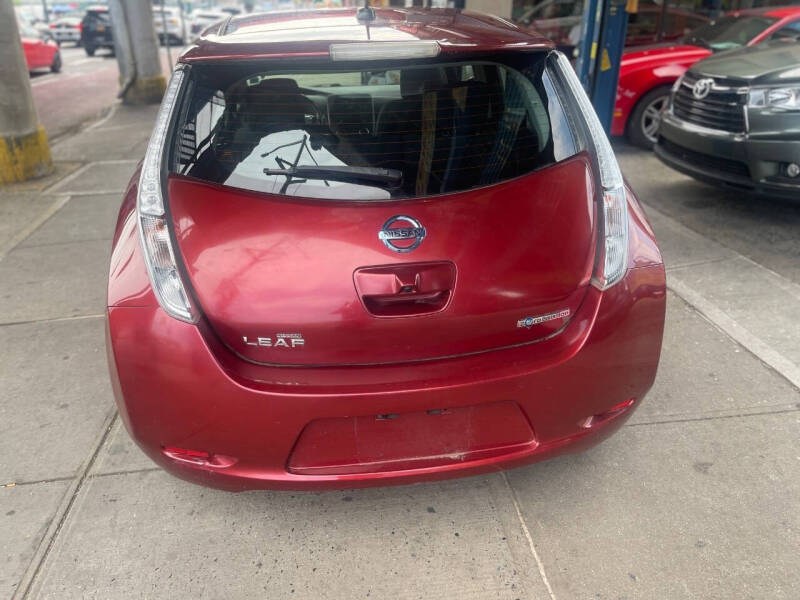 2015 Nissan LEAF S