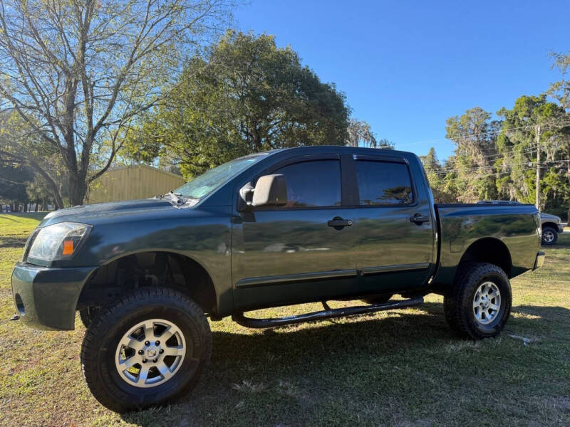 2004 Nissan Titan SE