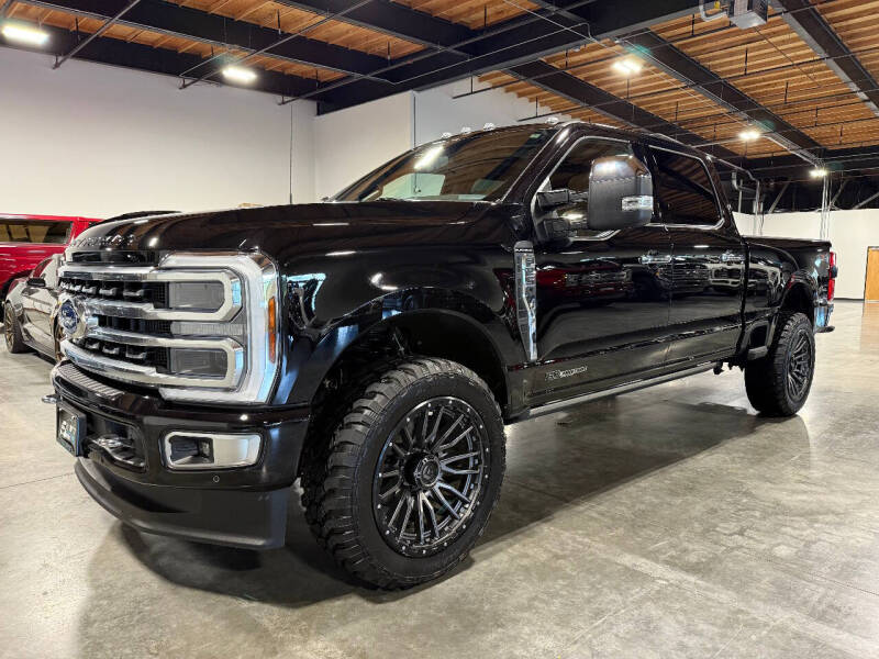 2024 Ford F-250 Super Duty Platinum's photo