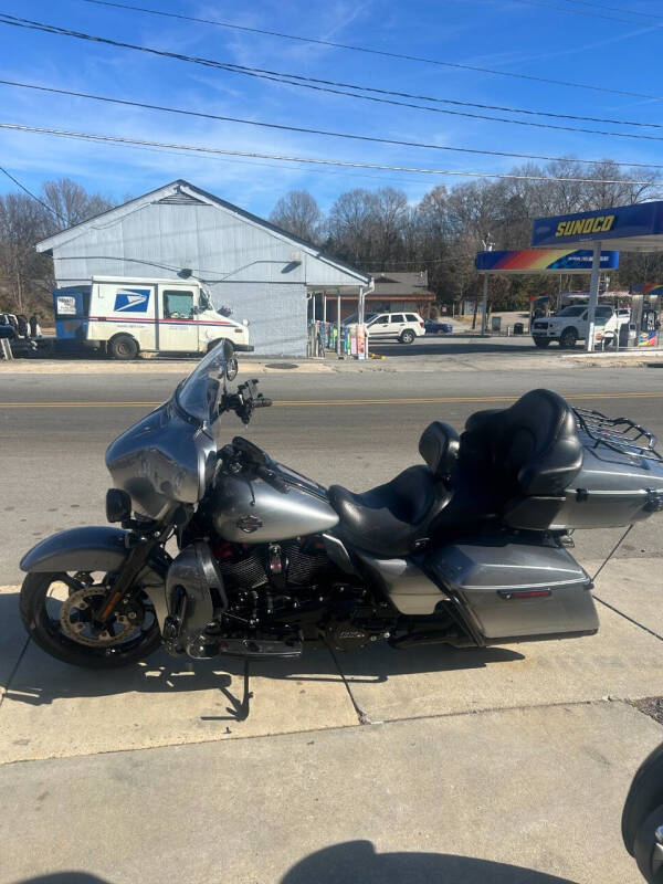 2019 Harley-Davidson FLHTKSE CVO LIMITED