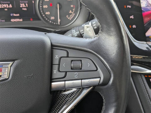 2023 Cadillac XT6 Sport