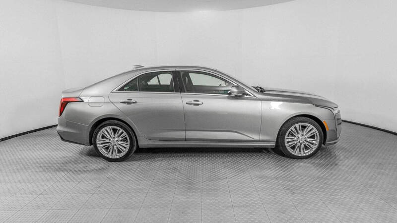 2023 Cadillac CT4 Premium Luxury