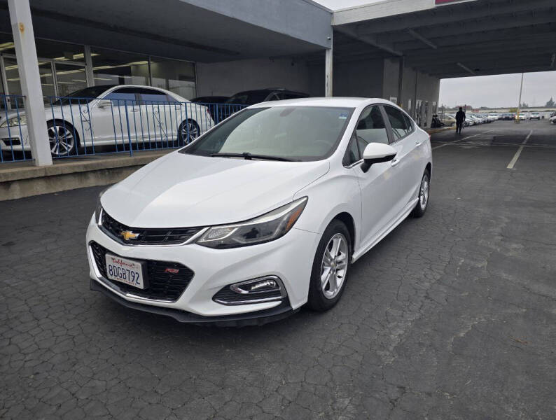 2018 Chevrolet Cruze LT Auto