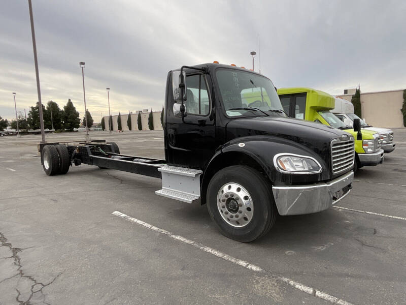 2020 Freightliner M2 106 for sale in Fountain Valley, CA