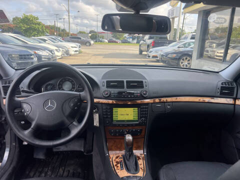 2006 Mercedes-Benz E-Class E 500 4MATIC