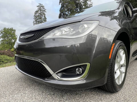 2017 Chrysler Pacifica