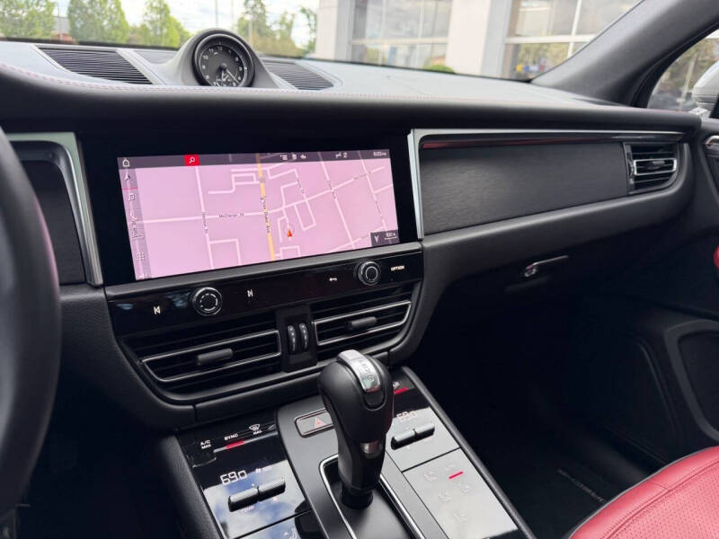 2023 Porsche Macan GTS