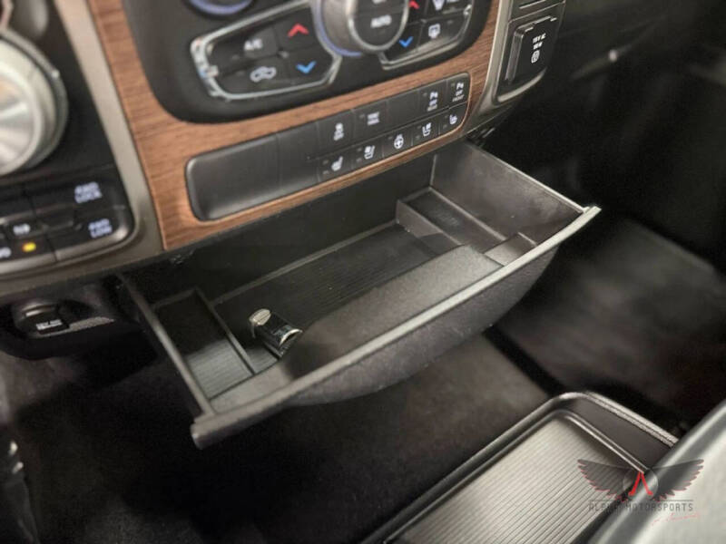 2017 RAM 1500 Laramie