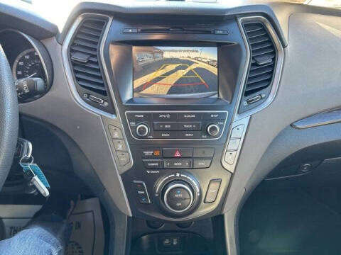 2018 Hyundai Santa Fe SE