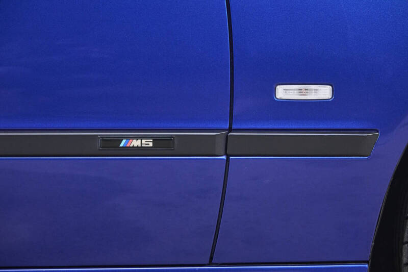 2002 BMW M5