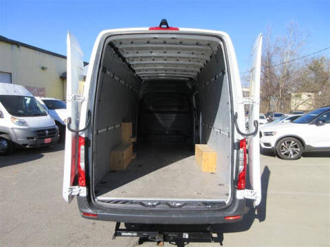 2021 Freightliner Sprinter 2500
