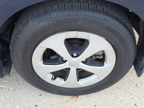 2012 Toyota Prius Two