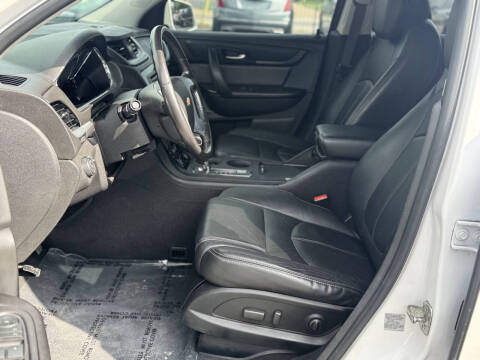 2017 Chevrolet Traverse LT