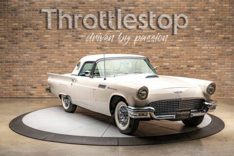 1957 Ford Thunderbird