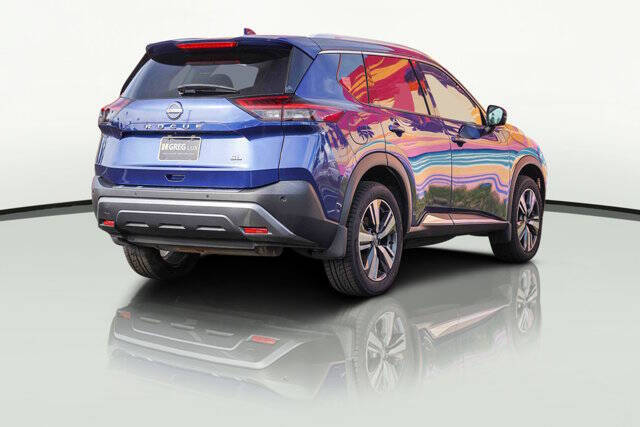 2022 Nissan Rogue SL