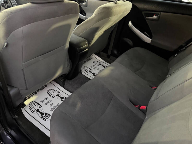 2012 Toyota Prius Two