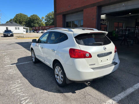 2012 Nissan Rogue SV w/SL Package