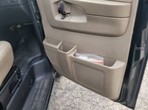 2008 GMC Savana LS 1500