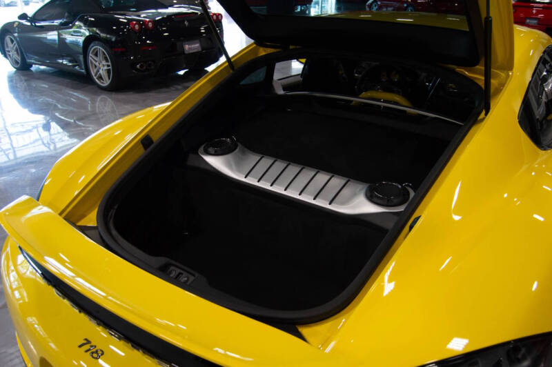 2020 Porsche 718 Cayman