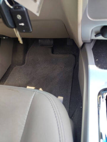 2010 Mercury Mariner Premier I4