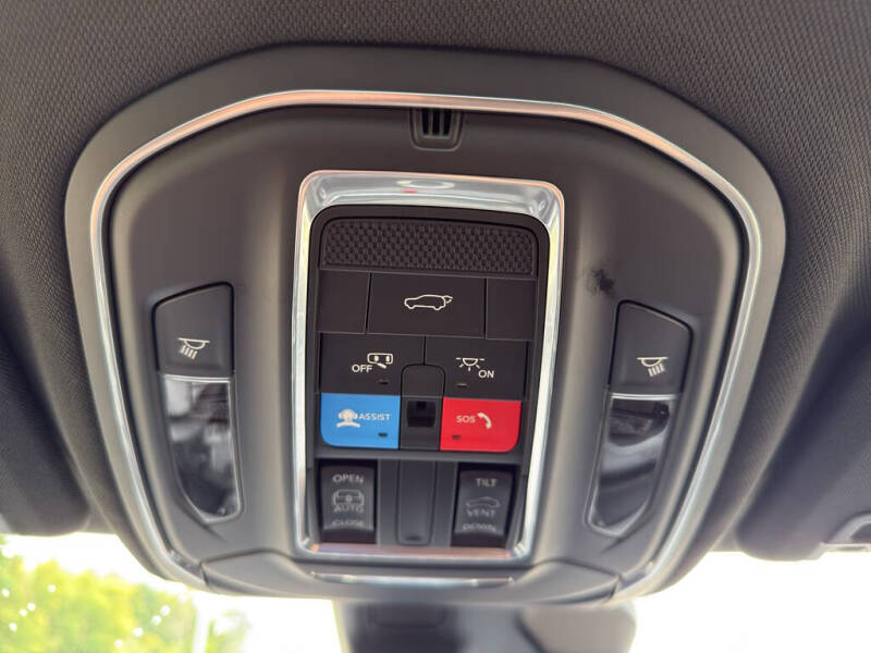 2025 Jeep Grand Cherokee L Altitude X