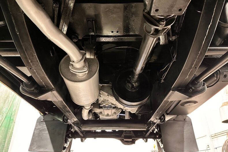 1987 Land Rover Defender