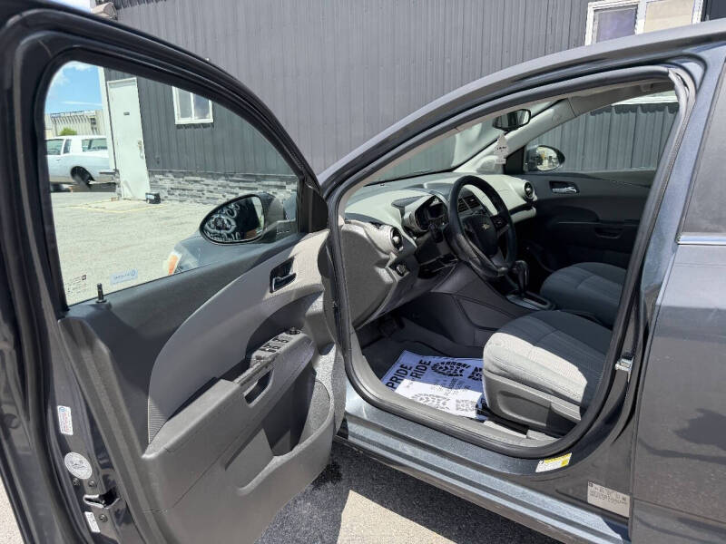 2013 Chevrolet Sonic LT Auto