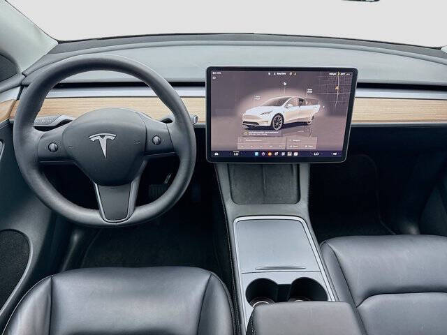 2024 Tesla Model Y Long Range