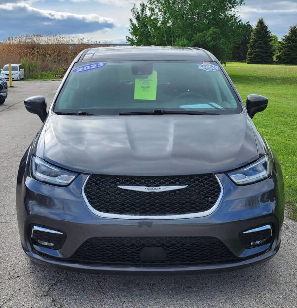 2023 Chrysler Pacifica Touring L