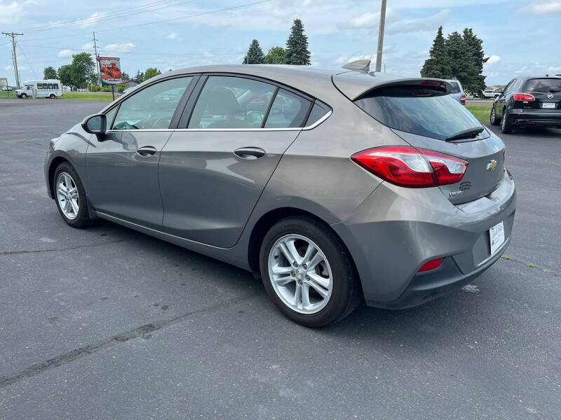 2017 Chevrolet Cruze LT Auto