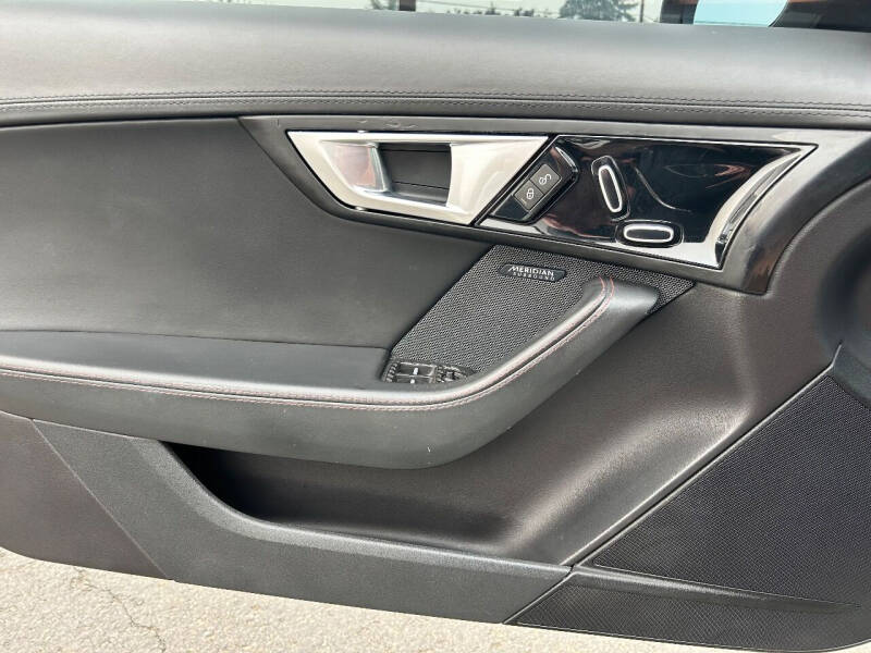 2015 Jaguar F-TYPE S