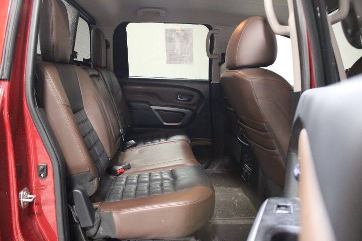 2017 Nissan Titan Platinum Reserve