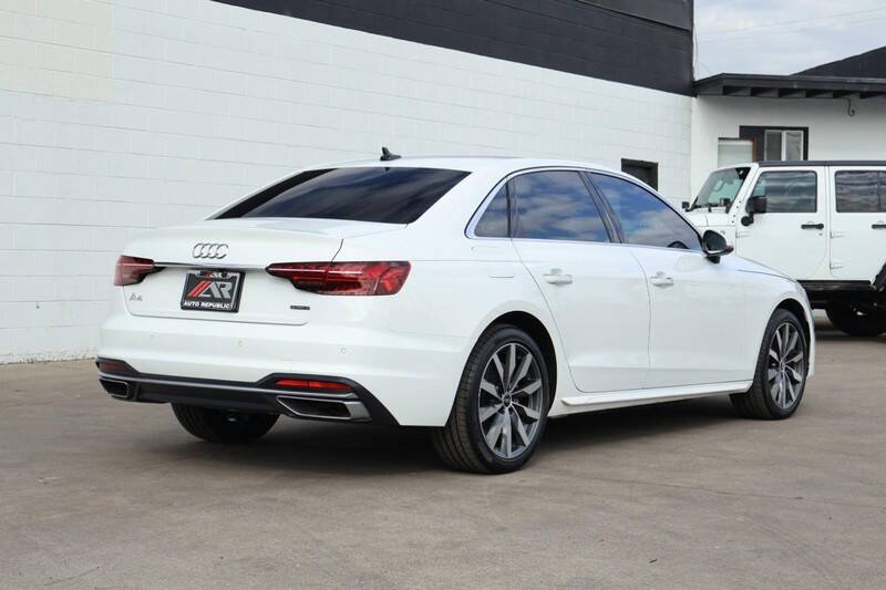 2021 Audi A4 quattro Premium 40 TFSI