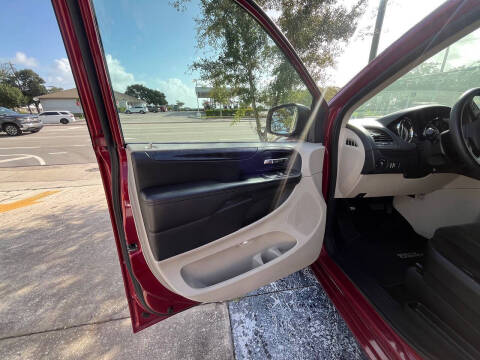 2015 Dodge Grand Caravan SE