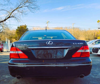 2004 Lexus LS 430