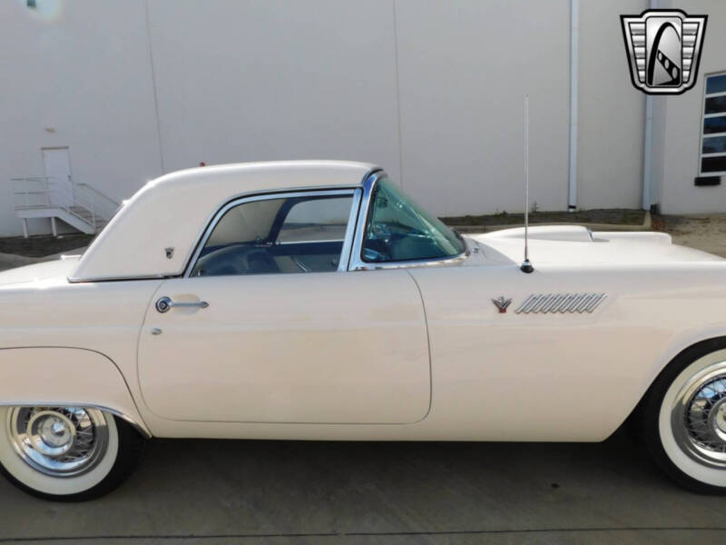 1955 Ford Thunderbird
