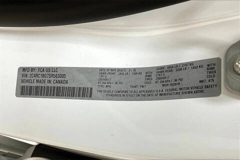 2025 Chrysler Pacifica Select