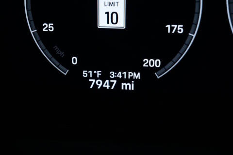 2025 Porsche Panamera 4