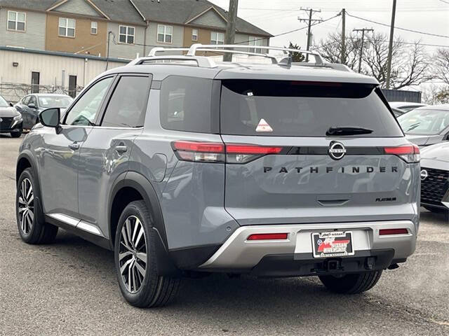 2025 Nissan Pathfinder Platinum