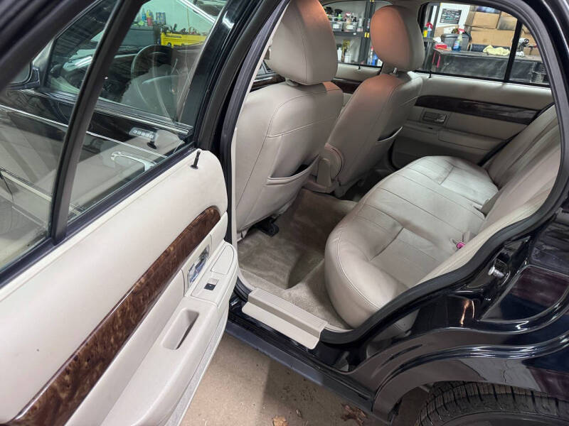 2011 Mercury Grand Marquis LS