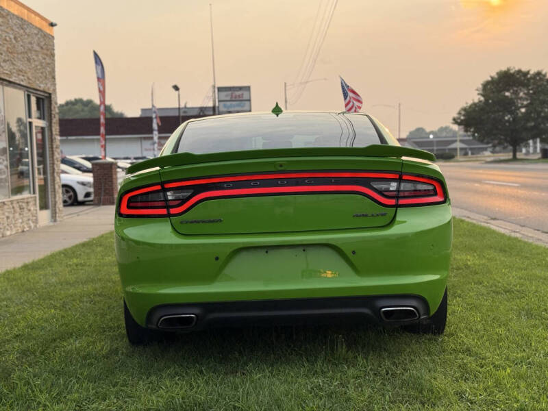 2017 Dodge Charger SXT